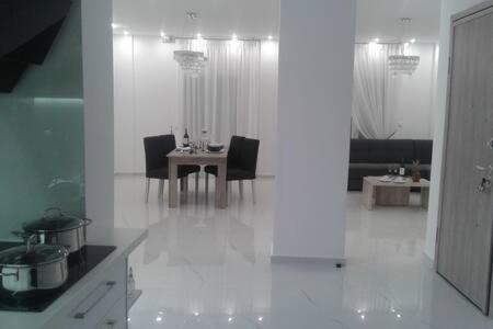 Despina's Luxury apt Héraklion Extérieur photo
